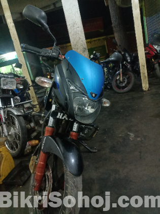 Pulsar 150 black